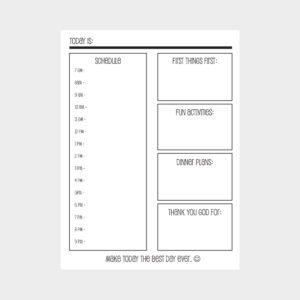 Download and print this daily planner and pin it to the refrigerator to organize your family's day. Get yours at Jennifer-Franklin.com.